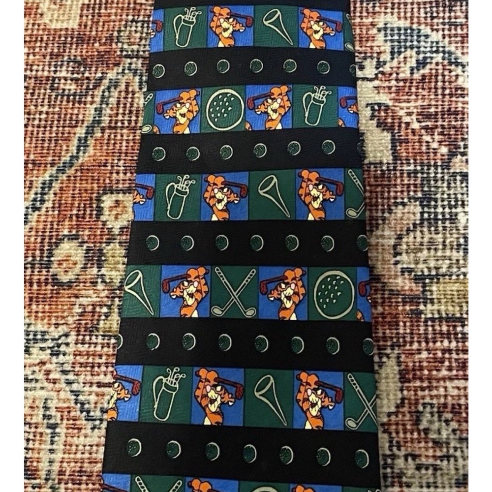 vintage Disney Tigger Winnie the Pooh golfing‎ necktie
